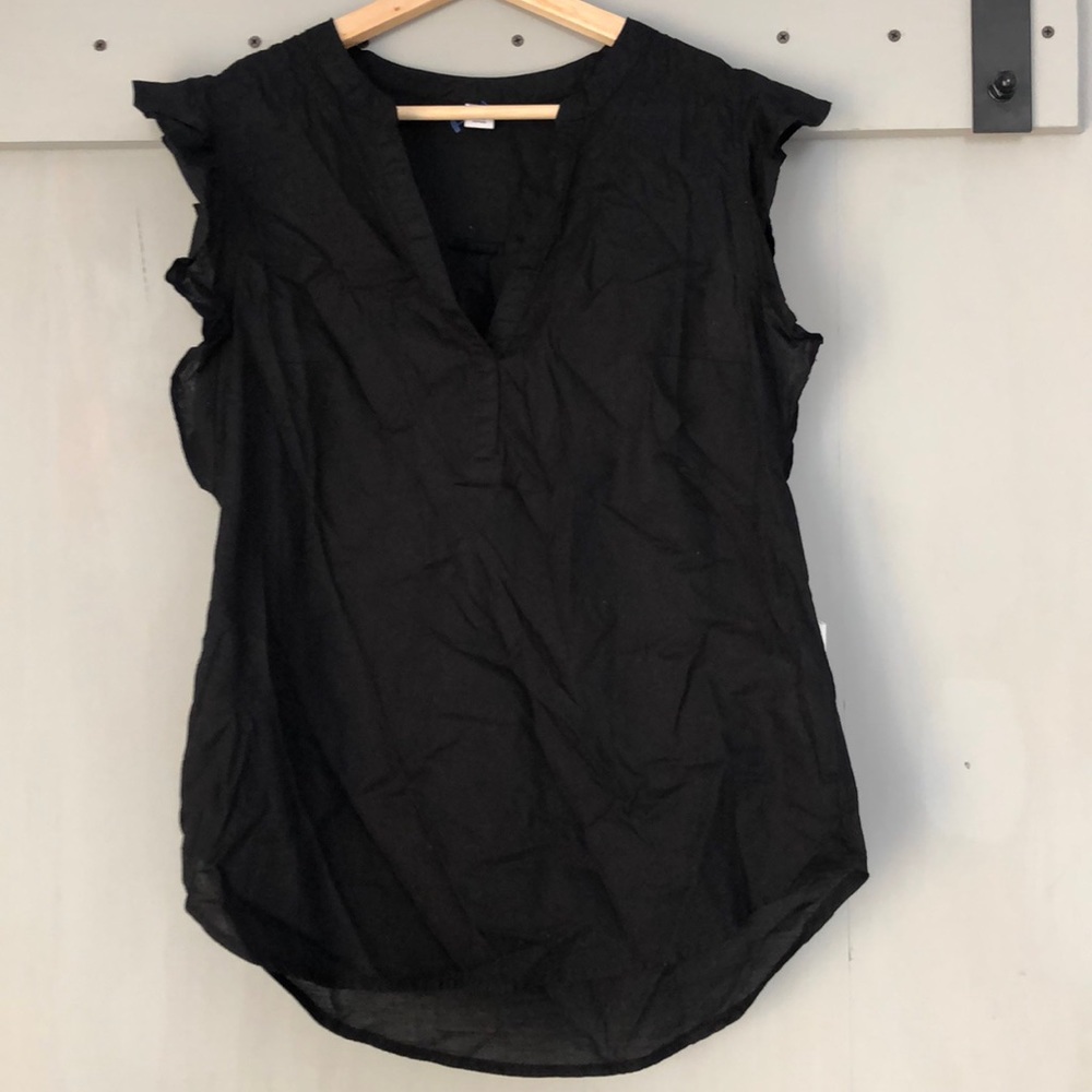 NWT. Old Navy Sleeveless Blouse, Small